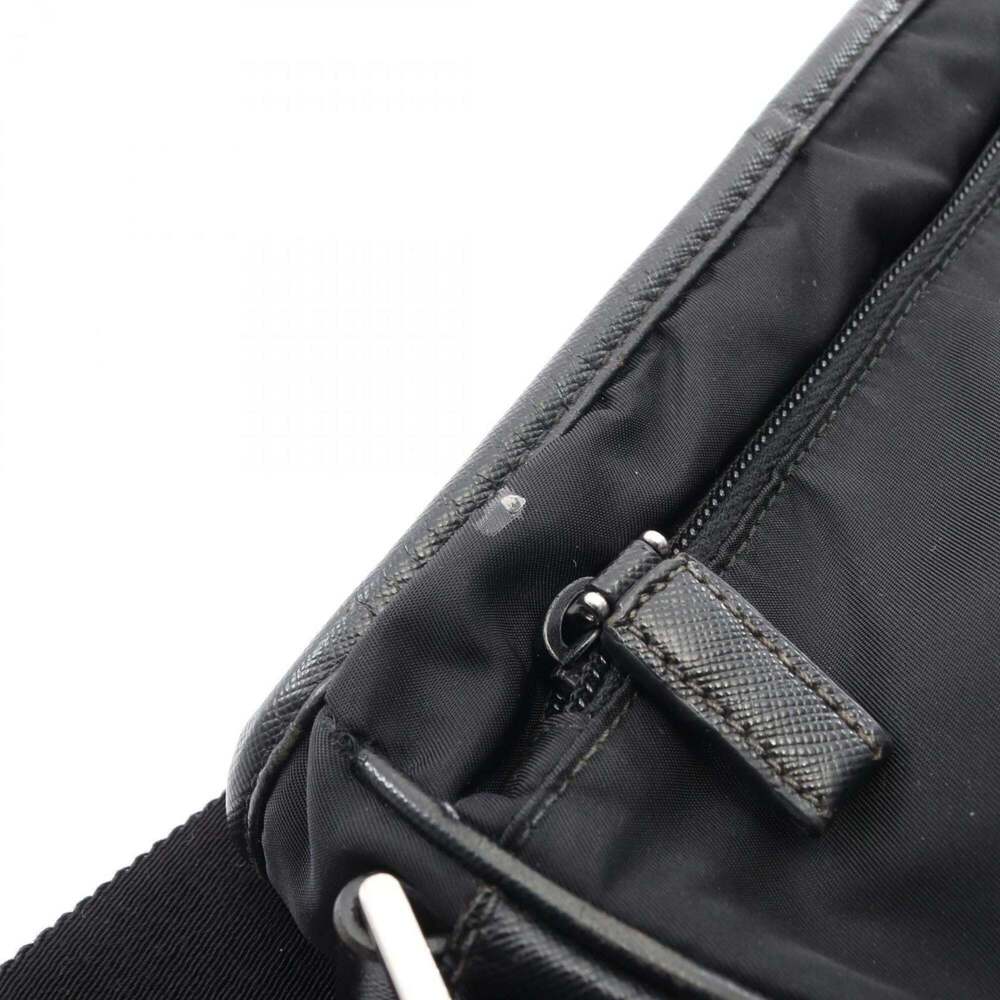 PRADA Black Leather Saffiano Shoulder Bag - Picture 13 of 15